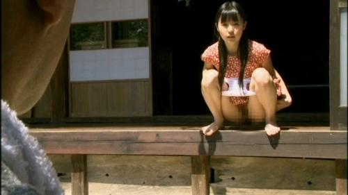 つぼみ＊ミニ系＜ヘンリー塚本＞中年男にイタズラされるおさげ少女、姉の夫と関係を持つ妹、強姦魔に犯される女学生…子悪魔的な視線を振りまく彼女に、男たちは熱くなり、狂い、欲情する！！