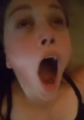 白人美少女の絶叫セックス☆アヘ顔でイッちゃう！！！