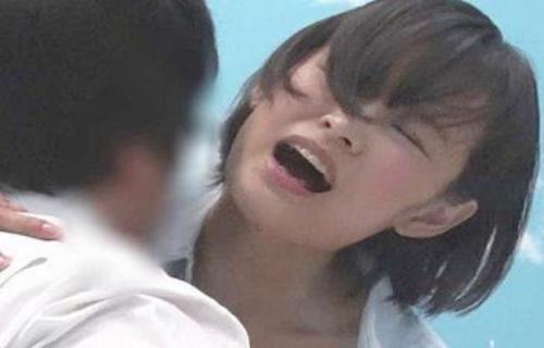 【中出し】＜素人ナンパ＞『抜いてぇ...♡♡』ナース目指す女子大生と素股マッサージ♡⇒生ハメ挿入で勝手に中出し種付けｗ＜膣内射精＞