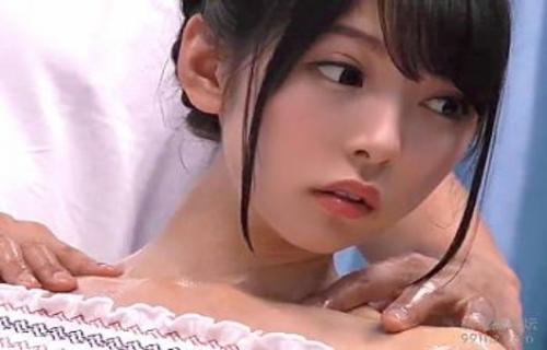 【素人ナンパ】鎖骨オイルエステで濡れ濡れｗ『はぁぁん気持ちイイ♡』心まで丸裸にされ気付けばデカチンセラピストの餌食になるｗ