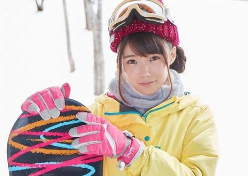＃ゲレンデナンパ「遭難対策してみませんか？」 激しい動きは体力を消耗するのでNGなのに発情した友達同士の男女は…。