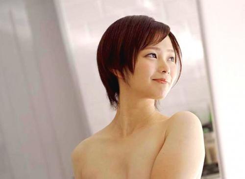 ＃本物人妻「ショートカットが似合う、本当の美人。 」イってもイっても終わらない激ピストンの末に、発射は全てガチの中出し。
