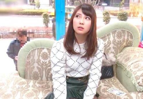＃素人「秒でトロトロ♡」イきそう！イキそう！と悶絶するので、彼氏の前で激固チ〇コずぶぅっと挿入！