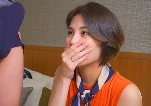 ＃人妻ナンパ＜膣内射精＞セックスの方もまさにセレブ(笑)ど淫乱に乱れまくりイキまくります。