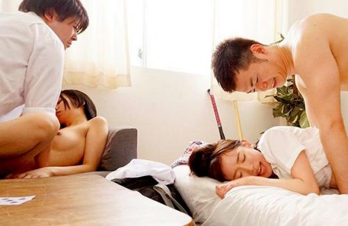 ＃NTR「僕が先に好きだったのに…。」片想い中のクラスメイトが親友とセックスしているのを呆然と見ていた僕