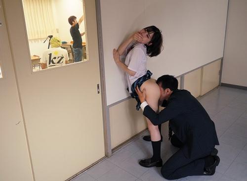 ＃深田えいみ＃NTR　グラビアアイドルの彼女が親父プロデューサーに寝取られ種付けプレスされていた。