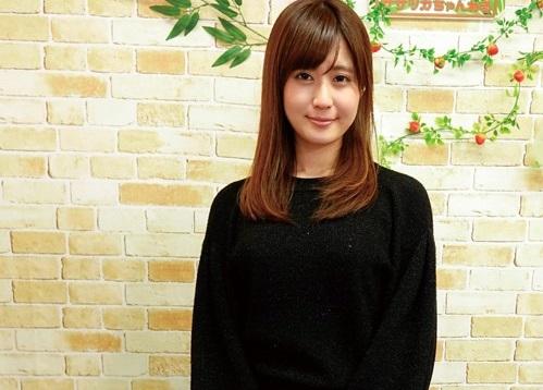 ＃素人「エロすぎる色白巨乳！」生配信番組にかわいい素人娘に出演していただいてエロ話とエロ企画に挑んでもらう企画です。