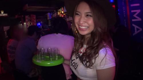 ＃ギャル※記憶ほぼ無し！！※ルコール度40％オーバー！テキーラ！飲ませまくりの危険行為！！泥酔SEX！！店員さんにもマジ協力！ムッチリ美尻＆巨乳の看板娘を脱がせてハメて生でヤル！