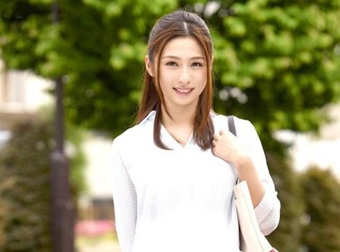 ＃素人「母乳が出やすくなるというオイルマッサージを無料で行っています！」乳首が勃起した巨乳人妻は真正中出しを受け入れる！