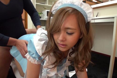 ＃ギャル＃着エロ　デリバリーメイドの自宅掃除サービスを頼んだらメイドのイメージにそぐわないパリピギャルが家にきた！【パリピギャルメイドのお掃除お宅訪問】