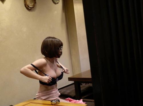 ＃ナンパ　お笑い芸人志望のめがねっこをナンパして盗撮！かなりの巨乳。性格めっちゃ良い子。