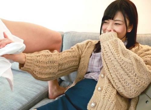 ＃素人「童貞くんの射精のお手伝いをしてもらえませんか？」しょうがないからフェラ発射、でもギンギン。ノッてきた女の子はマンコを提供して童貞喪失筆おろしSEXまでしちゃいました。