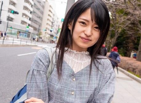 ＃ナンパ＜膣内射精＞街頭でフリーハグのお願いをして優しそうな子を選別！ホテルで中出しSEX!