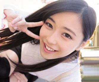＃素人　世の中を舐めきったパパ活女子をお金の力で３P乱交！キツキツなパイパンマ◯コに太いやつを打ち込む！！