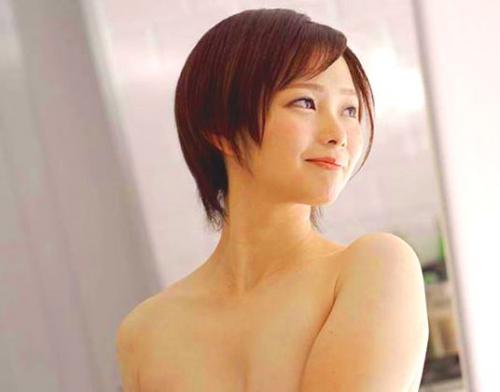 ＃本物人妻　福岡から弾丸日帰り不倫旅 8年ぶりに味わう生チ○ポで中出しSEX！