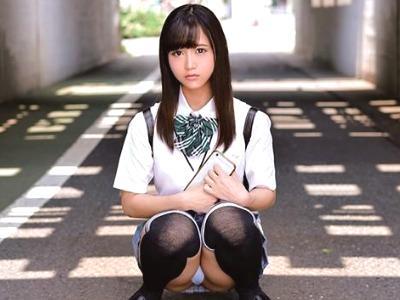 【ニーハイｊｋと円光】ミニスカJKとのへんたいプレイ！足舐めやフェラチオさせた後はお尻を突き出させて膣内射精ハメハメ！