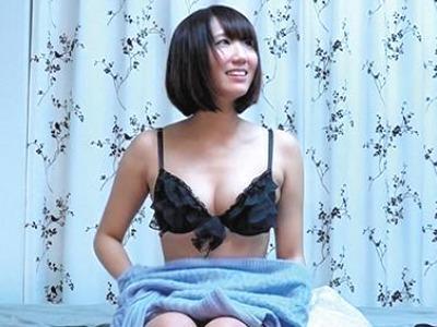 『カレシじゃないのにダメェ…』お持ち帰りされ盗撮された芸能人級CuteGirl！色白神乳パイパイ味わうはめどりに悶絶アクメ逝き！