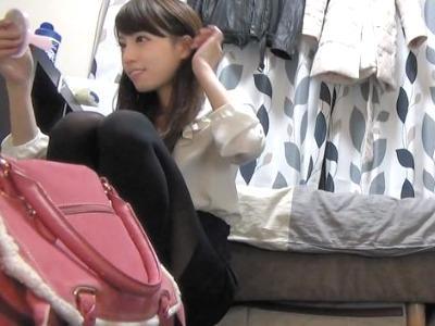 〈いやや、、ぁん♡〉友達の妹がヤれそうなので即FUCK撮り❕