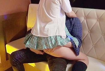 新人嬢に肉棒接待♡JKコスプレセクキャバ嬢の枕営業ゴム無しセックス！中出しされちゃう痴女JKｗ騎乗位挿入サービス【おっぱいパブ】