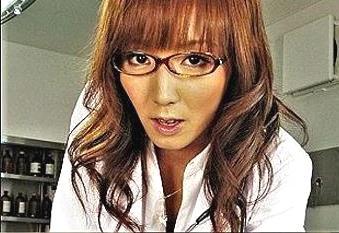 癒し系お姉さん・志保の魅力全開、アナタを優しく癒したり…