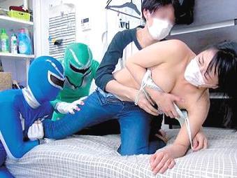 〈ライブチャット〉黒髪の27才のお姉さんを口説いてエッチ♥SEX配信されて人生オワタのヤバイやつ！おめでとう!?有名になれたよ!