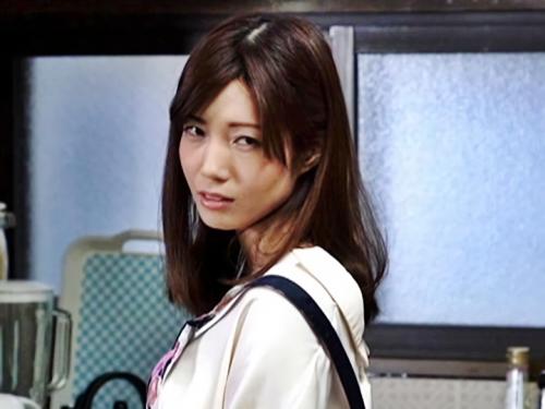 【清城ゆき】弱みを握られた人妻が夫の弟に無理やり寝取られる♡嫌がりながらも感じてしまい・・・肉棒の虜になっていく♡