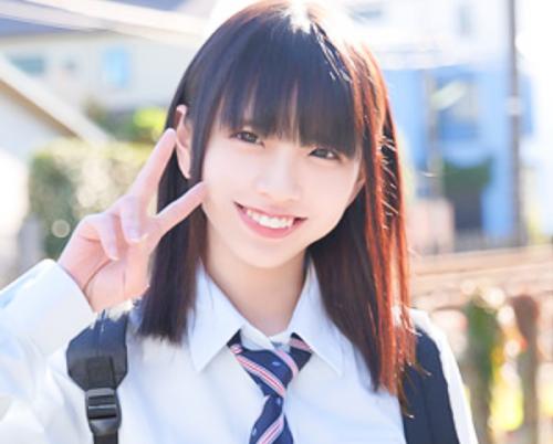 【こはるちゃん】可愛すぎる制服少女と放課後エッチ！清純アイドルのようなJKの制服を脱がしパンストを破いて手マン＆チンポ挿入！！