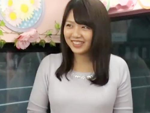 《素人ナンパ》高学歴の可愛い女子大生に謝礼を渡しておっぱいやお尻を揉み素股をすると興奮してハメまくる淫乱JD！