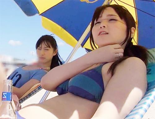 《素人ナンパ》ビキニの巨乳美女に童貞のオナニーの手伝いをお願いするとおっぱいを揉ませフェラやパイズリをしてハメまくる！