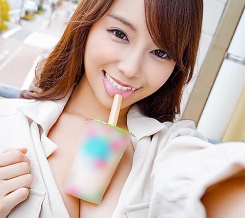 《素人ナンパ》SNS好きな女子大生をMM号でおっぱいを揉み電マで興奮させるとチンポを咥えてハメまくる淫乱JD！