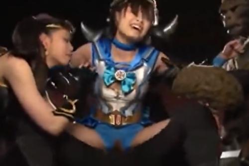 ヒロイン陵辱　美少女セーラー戦士がくすぐられながらチンポ挿入され膣内射精！！