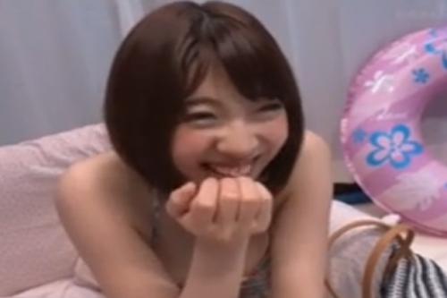 《マジックミラー号》童貞チンポを優しく受け入れるメイド喫茶で働くロリ巨乳美女♡