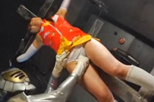 ヒロイン凌辱　磔にされ身体を弄ばれ凌辱される美少女ヒロイン！