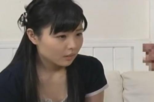おとなしぞうな美人JDがじっくり眺めるセンズリ鑑賞！