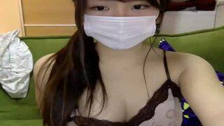 ヤバイやつｗ【素人ライブチャット動画流出 】清楚な黒髪美少女がリアル個人撮影生配信しちゃってるｗ