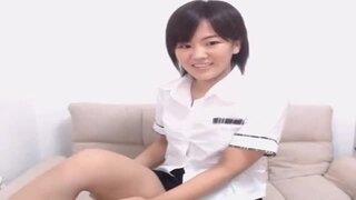 ヤバイやつｗ【素人ライブチャット動画流出 現役ｊｋ】清楚系の美少女J現役女子高生がリアル個人撮影生配信しちゃってるｗ