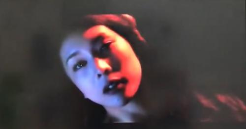 【有名女優？】テレビドラマでのエロシーン？画像が悪すぎて・・・。