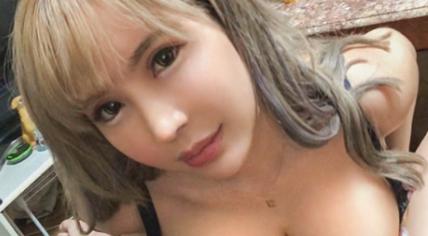 【加瀬エリナ】ヒカリ・２３歳・キャバ嬢　金髪美女のはちきれんばかりの爆乳をご賞味あれ！