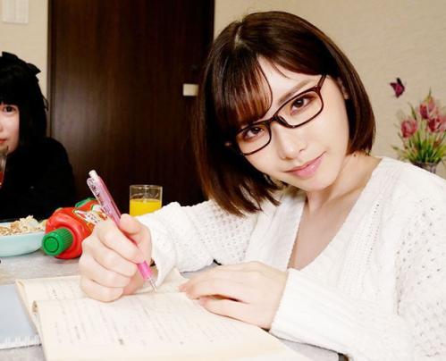 【深田えいみ】『中に出してもいいよ♥♥』彼女の妹に寝取られて目の前でフェラからのセックスで大量膣内射精で妊娠不可避ｗｗｗ