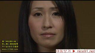 【ヘンリー塚本】変態性癖！妻が他の男とファックしているのを覗き見・・スワッピング夫婦