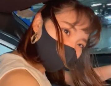 【リアル個人撮影】ガチ素人ちゃんが車内でえっちなことしちゃってるとかとんでもないですよ・・