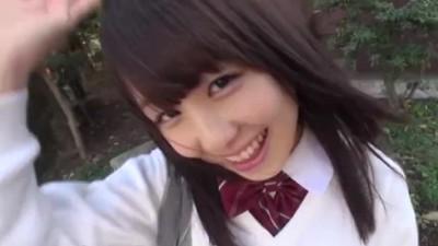 女子校生が流行りのパパ活で気軽にホテルへ・・・