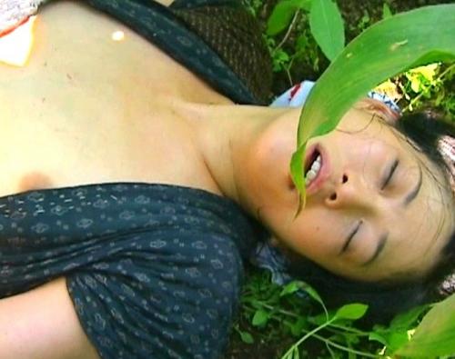 【ヘンリー塚本】「あああ～～～♥そこぉッ♥」ズロース姿がやけにいやらしい女優陣が総出演、懐かしき昭和の風景の中で絡み合う男と女のナマナマしいSEXが満載！