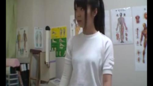 【悪徳マッサージ】「こんなとこまで・・？」セクハラマッサの被害にあう女子〇学生！卑劣性犯罪の一部始終を盗撮ｗｗ