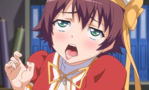 【エロアニメ】エロゲの即売会でオマ○コにバイブ突っ込まれながら接客しちゃう美少女！