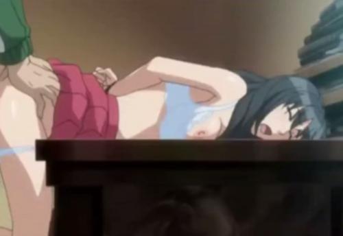 マンションの管理人に盗撮され弱みを握られた人妻がNTRされちゃう！