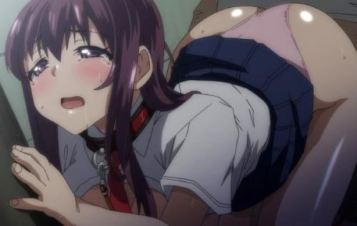 【エロアニメ】子供の頃から知ってるオジサンにお外でのプレイも強要される女の子！