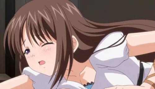 【エロアニメ】『いやぁやめて！！』玄関先でお父さんに無理矢理処女喪失させられる女の子！
