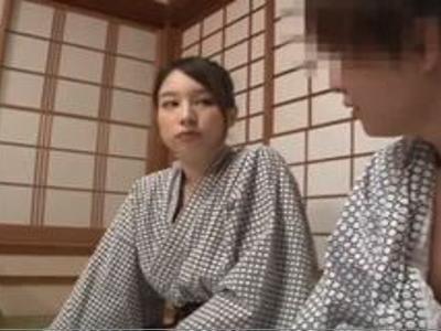 {姉\近親相姦}『大きくなったね♡』爆裂ボディの姉が弟と温泉で膣内射精近親相姦！お気に入り必須のエロ動画