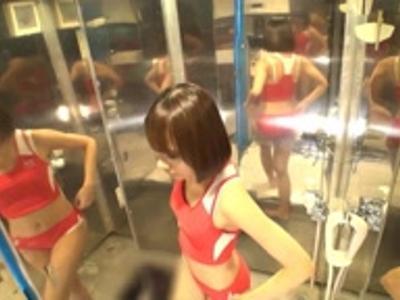 {外見える!?\マッサージ}『膣圧チェックって…入れるんですか？』スポーツ女子に締まりチェックついでに生発射H！興奮注意なスケベ動画